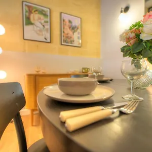 https://beautifully-furnished-flat-in-the-city-center-jbal1-1.hotelssaintjulians.com