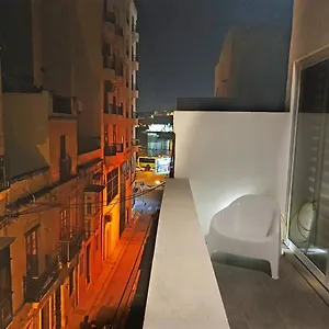 https://seven.hotelssaintjulians.com