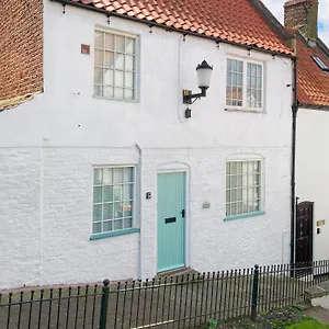 https://seagull-whitby.yorkshirehotels.net