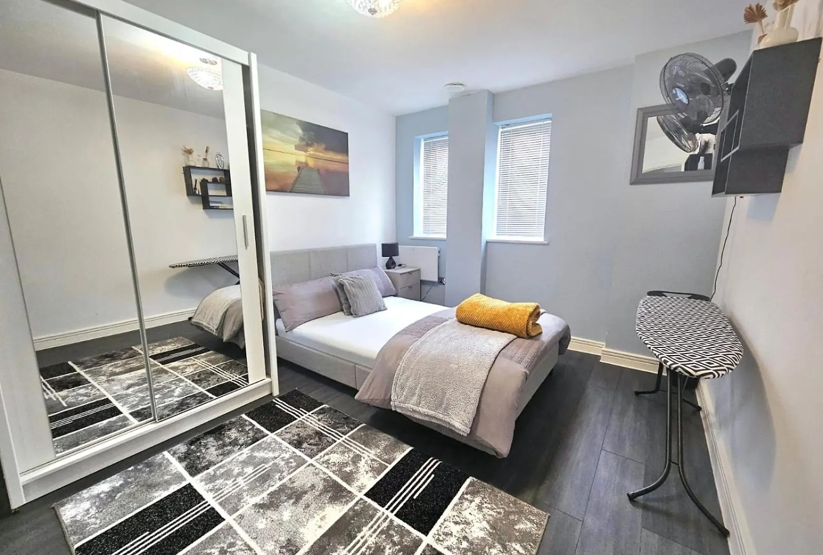 Abba Views Apartment London